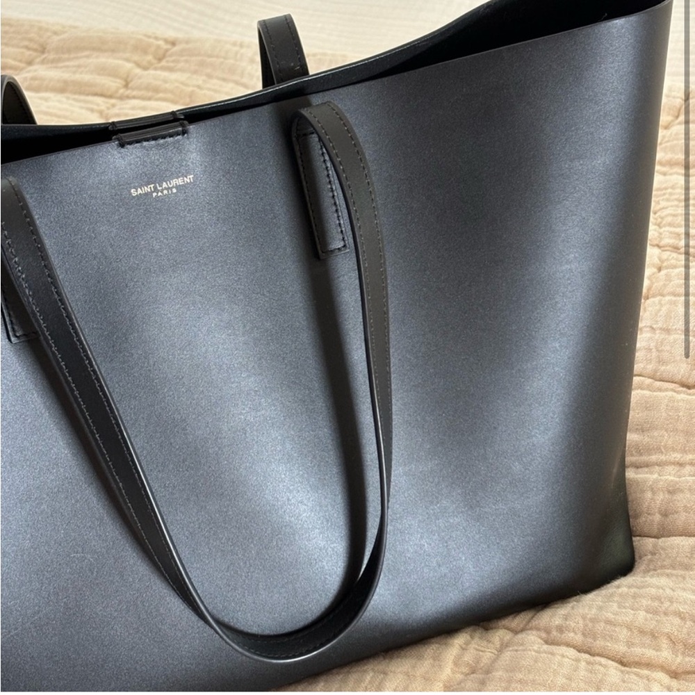SAINT LAURENT YSL leather black tote